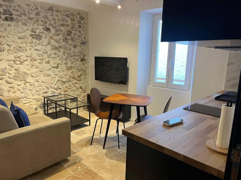 Moringa - New Unit For 2 Ac Close To Beach อองทีบส์ ภายนอก รูปภาพ